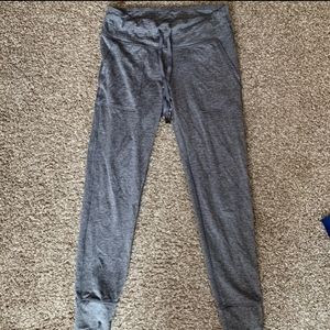 Aerie chill play leggings